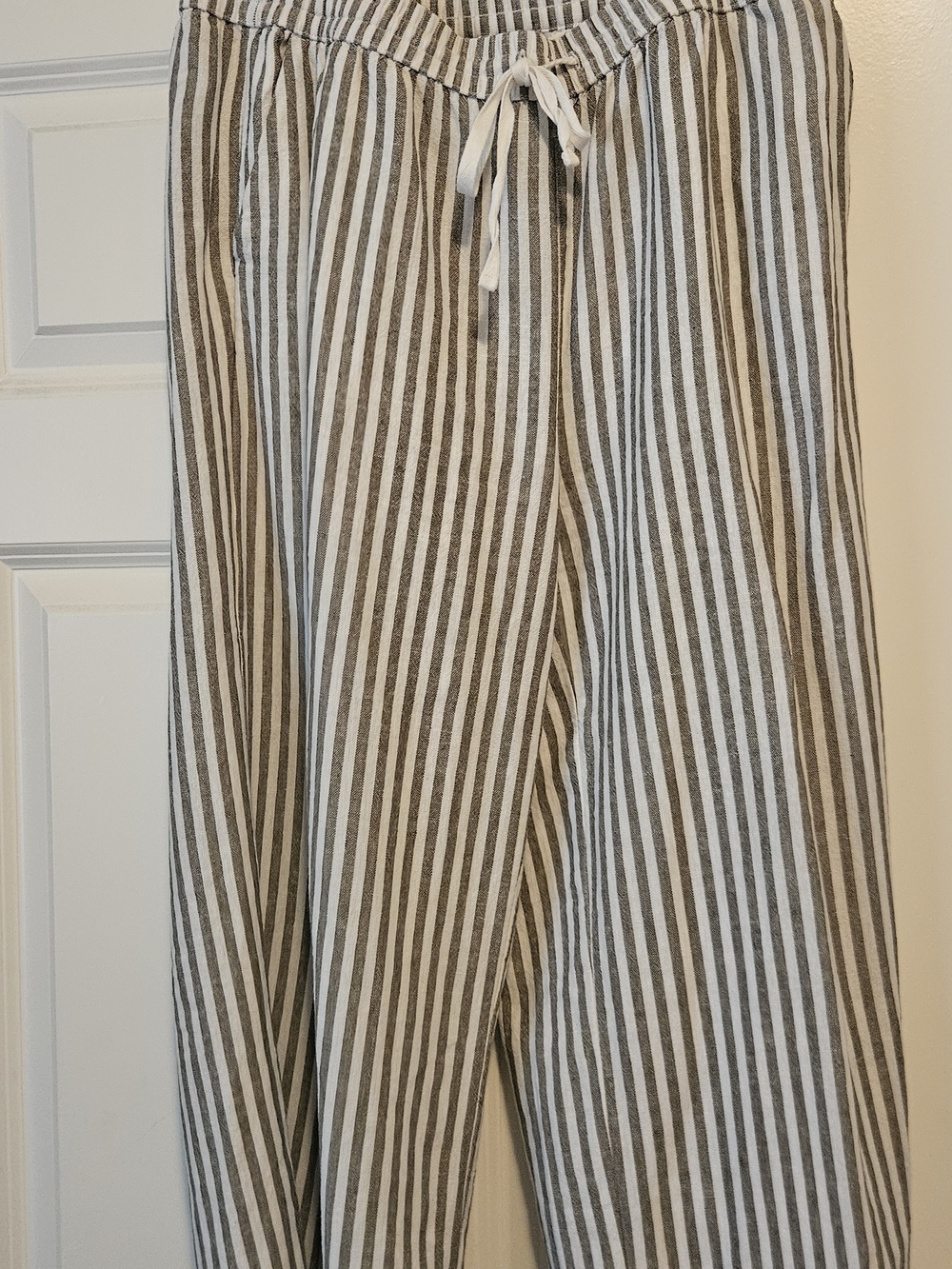 Caslon Striped Drawstring Pants in Cream and GREY